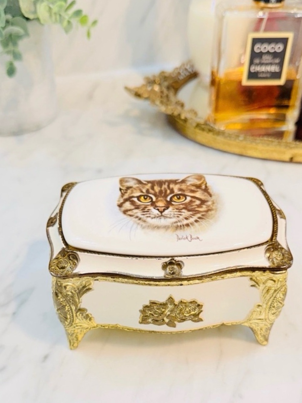 Vintage Porcelain & Enamel Cat Trinket Jewelry Box - Picture 12 of 14